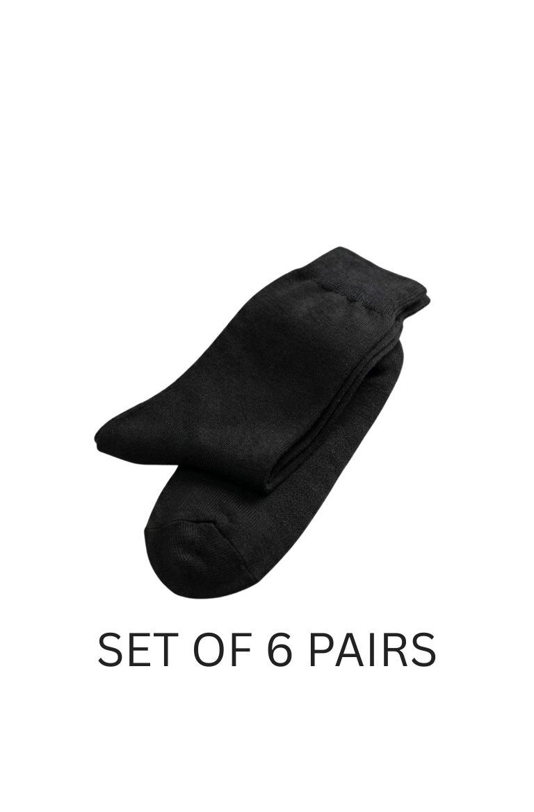 Essential Solid Black Crew Socks Article 680